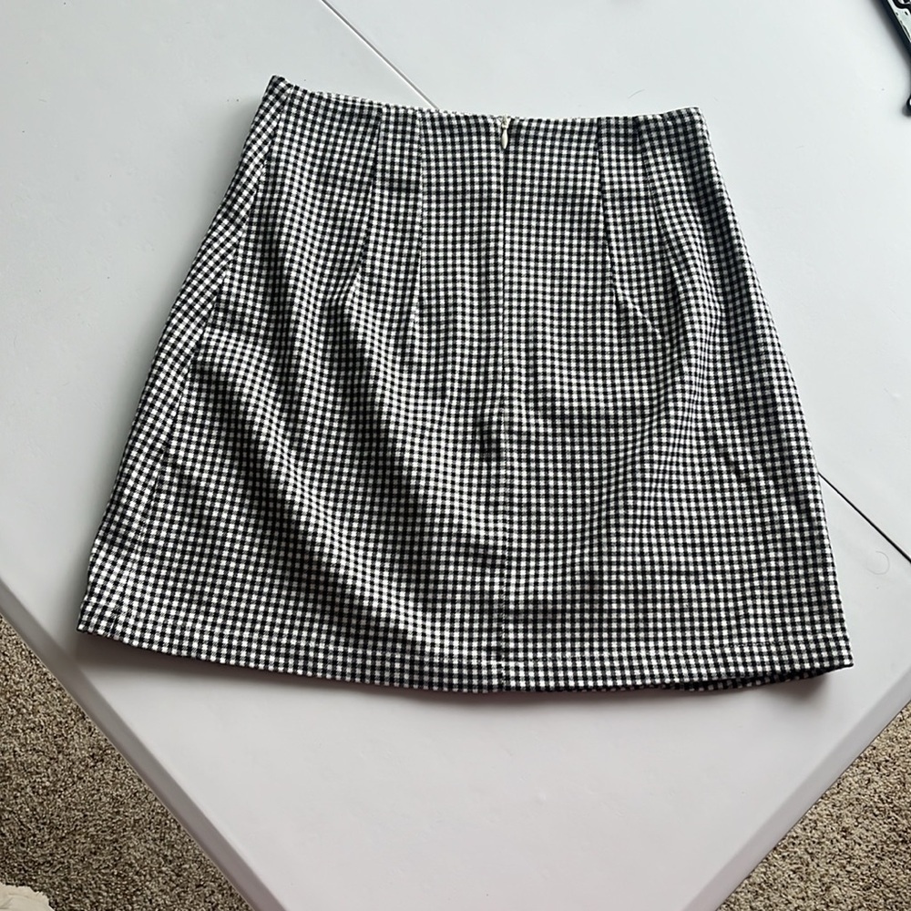 john galt by brandy melville Classic Black and White Checkered mini Skirt - Picture 3 of 9